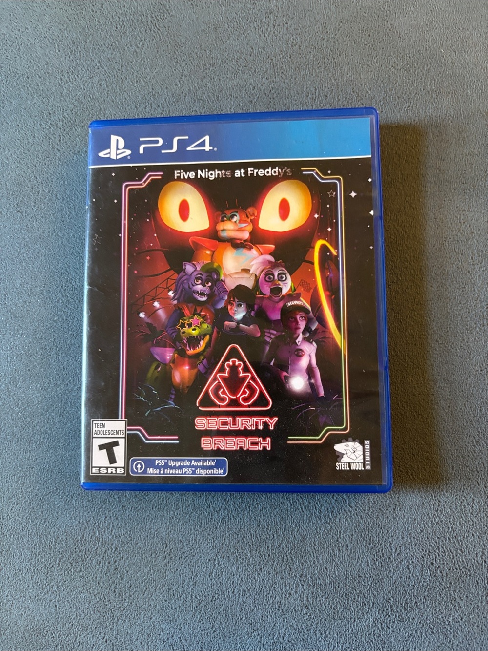 #246 Sony PS4 Five Nights at Freddy's: Security Breach - Blue Case
